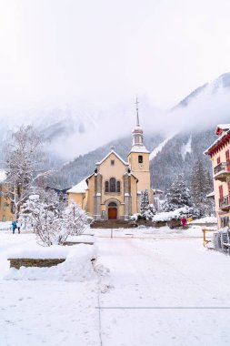 French Alps kilise şehirde Chamonix, Fransa,