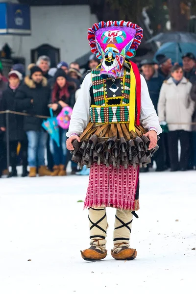 Tradizionale festa in costume Kukeri in Bulgaria — Foto Stock