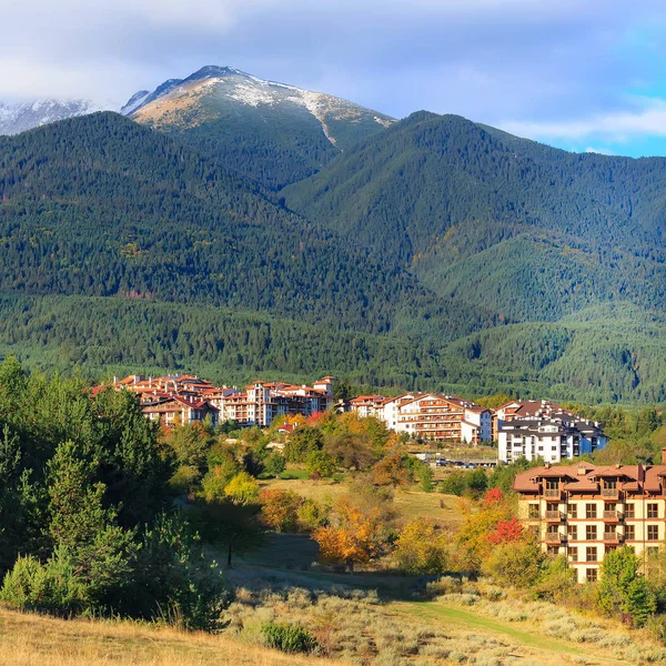 Bansko, Pirinbergen panorama, Bulgarien — Stockfoto