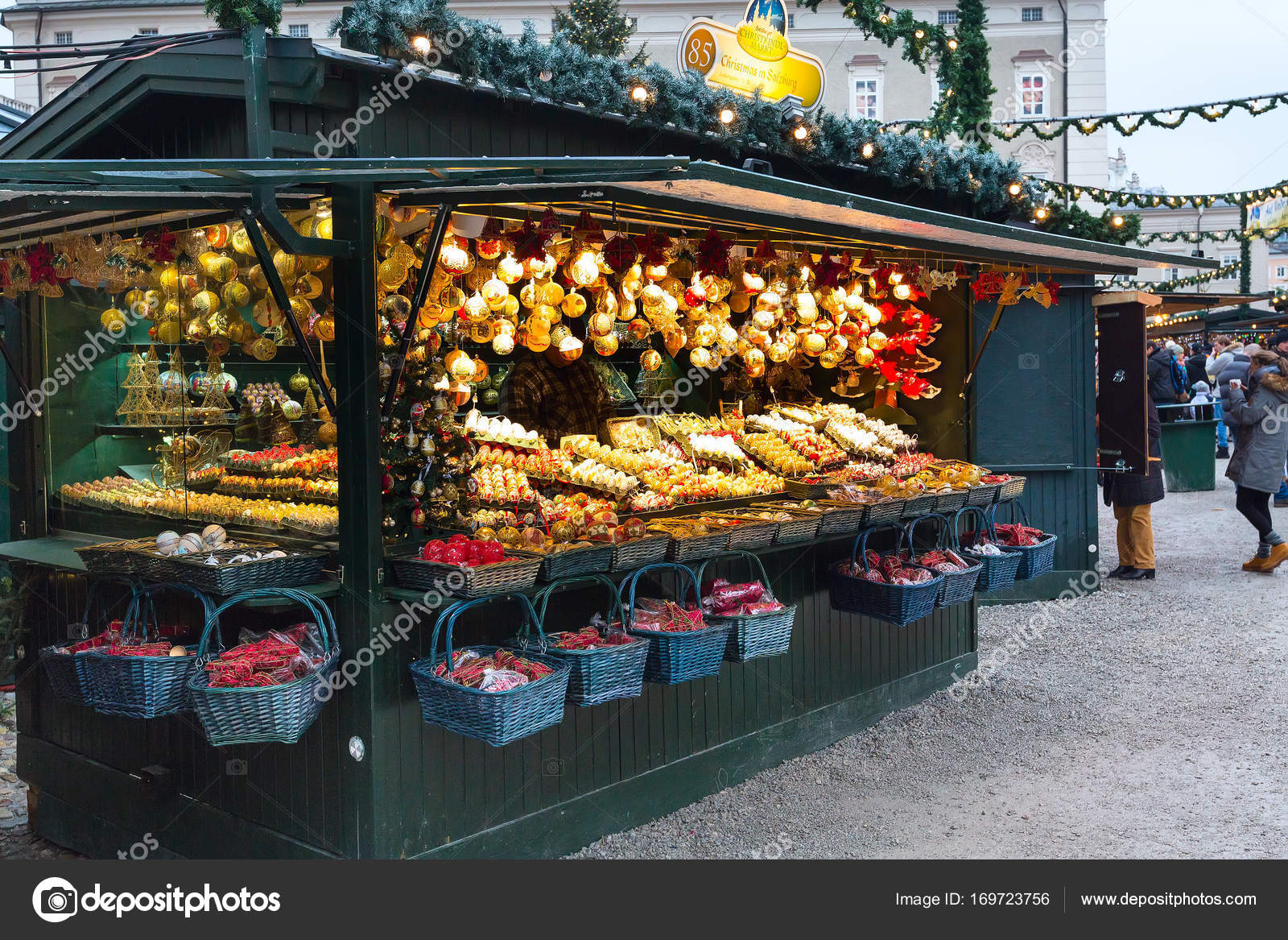 Christmas market in Salzburg, Austria Stock Editorial Photo © Kisa