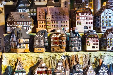 Nürnberg sembol yarı ahşap ev minyatür