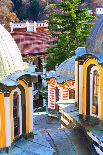 Rila klostret arkitektoniska detaljer, Bulgarien — Stockfoto