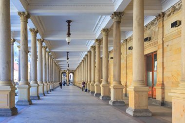 Karlovy Vary colonnade görünümü, Çek Cumhuriyeti