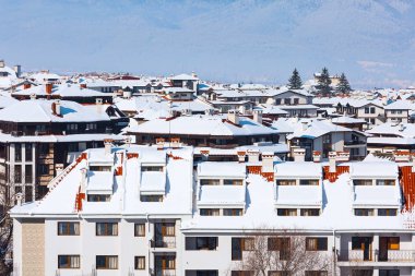 Bansko, Bulgaristan kar çatılar panorama evleri