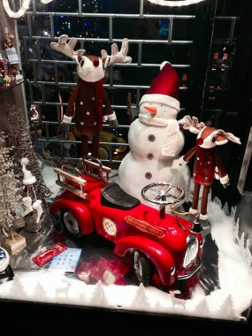 kardan adam ve Ren geyiği Noel süsleri