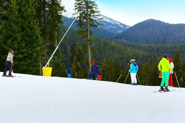 Kayak Bansko, Bulgaristan, kayakçı, dağlar