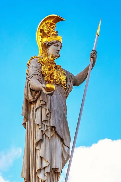 Estátua de Pallas Athena em Viena, Áustria — Fotografia de Stock