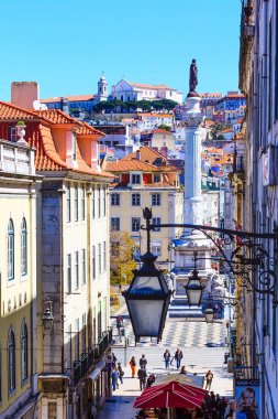 Lizbon, Portekiz sokak Rossio kare lider