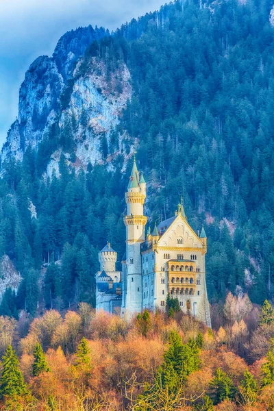 Famoso punto di riferimento della Baviera Castello di Neuschwanstein in Germania — Foto Stock