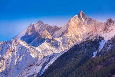 İsviçre 'de kar İsviçre Alpleri, Sonbaharda Zermatt