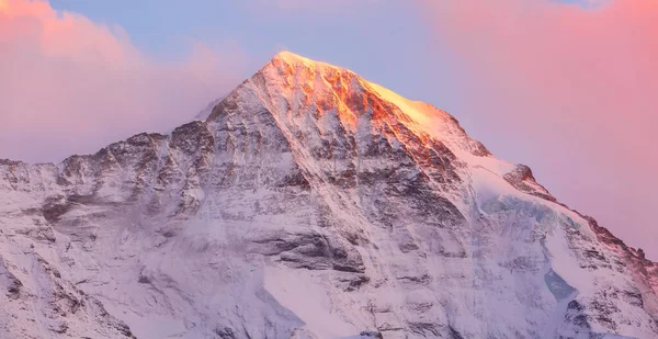 瑞士阿尔卑斯山日出全景 — 图库照片