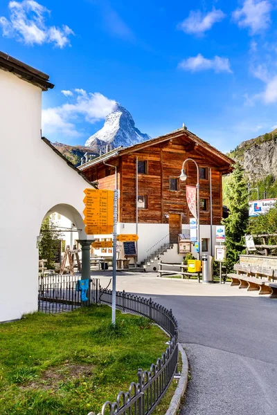 Alpendorf Matterhorn und Zermatt, Schweiz — Stockfoto