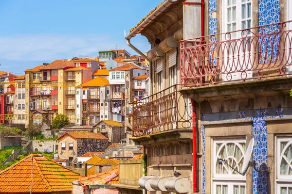 Oporto, Portugal ciudad vieja vista de la calle — Foto de Stock
