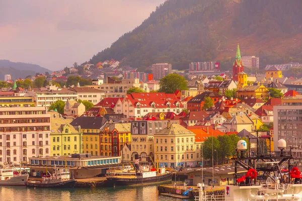 Берген Норвегия Июля 2018 Года Вид Воздуха Город Даунтаунами Соборной — стоковое фото