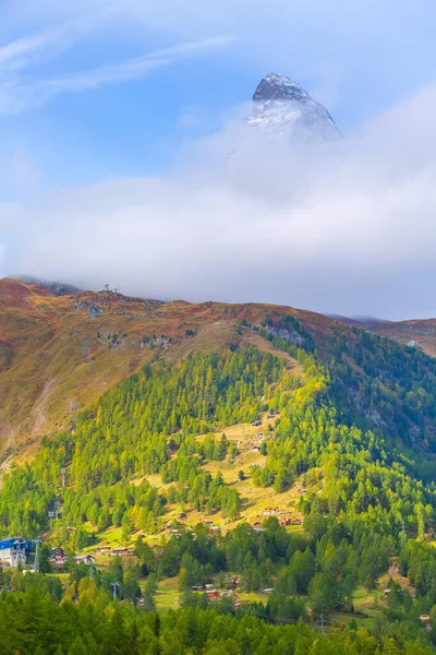 Cervin et village alpin, Suisse — Photo