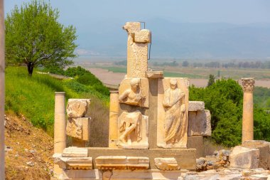 Türkiye 'nin Efes kentinin eski kalıntıları