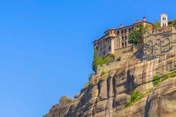 Yunanistan Meteora Kentindeki Ortodoks Varlaam Manastırı Nın Yüksek Dağ Kayaları — Stok fotoğraf