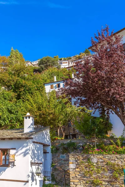 Vista aérea del pueblo de Makrinitsa en Pelion, Grecia — Foto de Stock