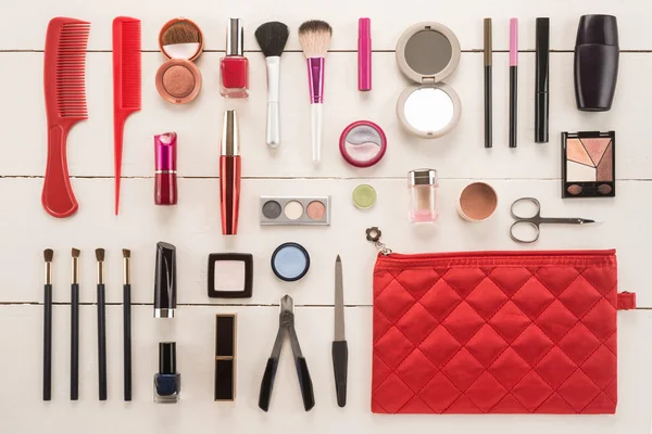 Make-up tas met cosmetica Stockafbeelding