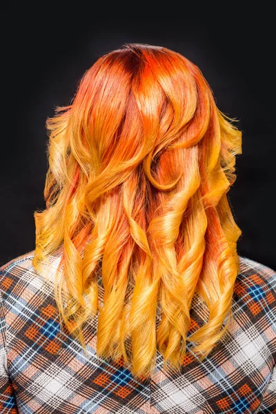 Zrzavé vlasy krásné ombre oranžové — Stock fotografie