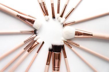 Profesyonel makyaj fırça seti 