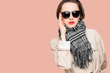 Sonbahar güzel kadın