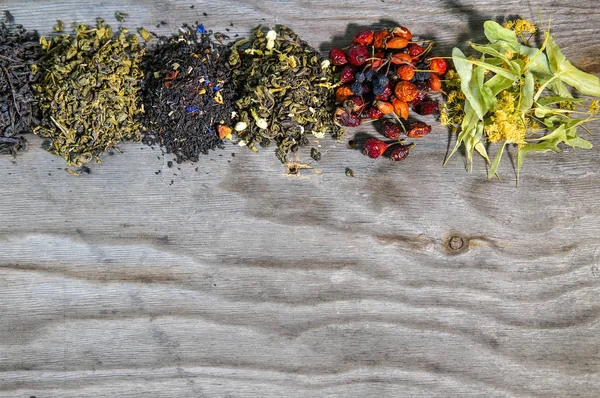 Çay ürün yelpazesine siyah çay, yeşil çay, meyve çayı — Stok fotoğraf