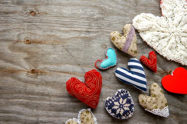 Ahşap Arka Plan Üzerinde Birçok Yürekleri Arka Plan Sevgililer Günü — Stok fotoğraf