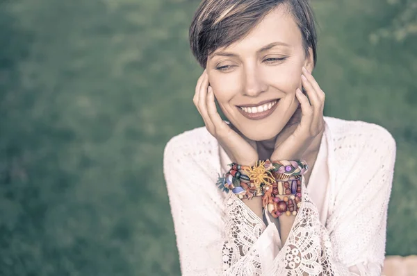 Young Beautiful Woman Wearing Accessories Toned Image — Stock Photo, Image