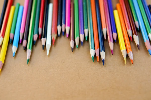 Multicolor Sharpened Pencils Isolated Paper Background Row Messy — Stock Photo, Image