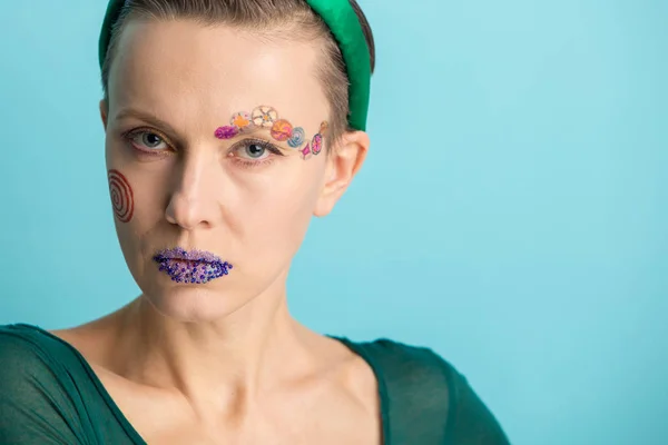 Retrato Mujer Joven Con Maquillaje Arte Concepto Cristal Murano Maquillaje — Foto de Stock