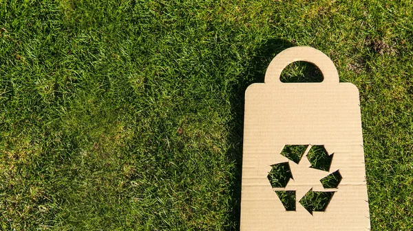 Recycling Symbol Neues Leben Für Alte Dinge — Stockfoto