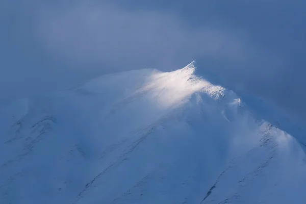 Schneesturm in den Bergen — Stockfoto