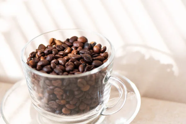 Coffee Beans Glass Cup Table — Stock Photo, Image