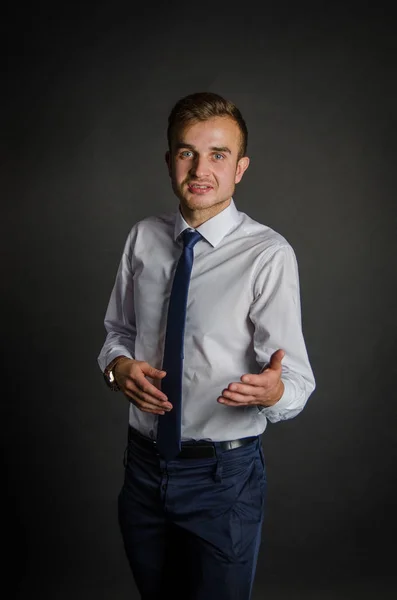 Genç başarılı iş adamı