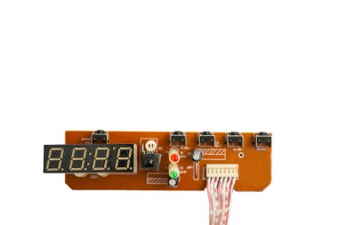 7 bölüm Pcb 'ye monte edildi ve beyaz arka planda izole edildi