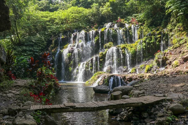 Beautiful Waterfall Banyu Wana Amertha Tropical Jungle Scenic Waterfall Rock — 스톡 사진