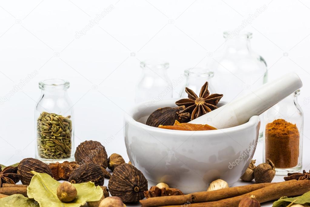 Mortar grinder and herb medicine