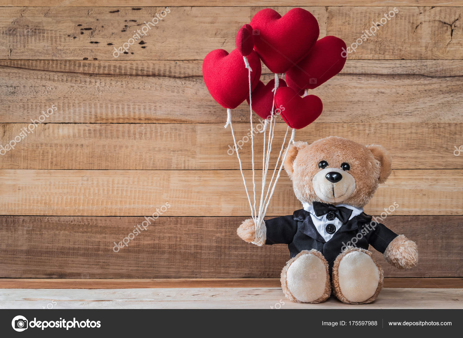 heart shape teddy bear