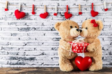 Oyuncak ayı kız arkadaşım için bir yeteneğim var.