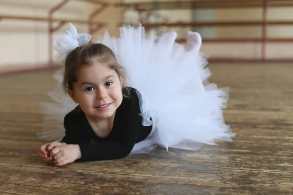 Little Ballerina Relaxing Lesson Lying Floor Ballet Studio — Stock Photo, Image