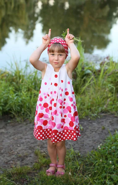 Pretty Girl White Summer Dress Red Pink Polka Dots Stands — Stock Photo, Image