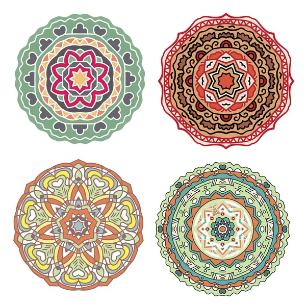 Четыре круглых цветных мандалы — стоковый вектор