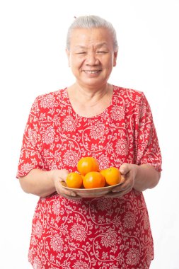 Yaşlı kadın ve Çinli yeni yıl