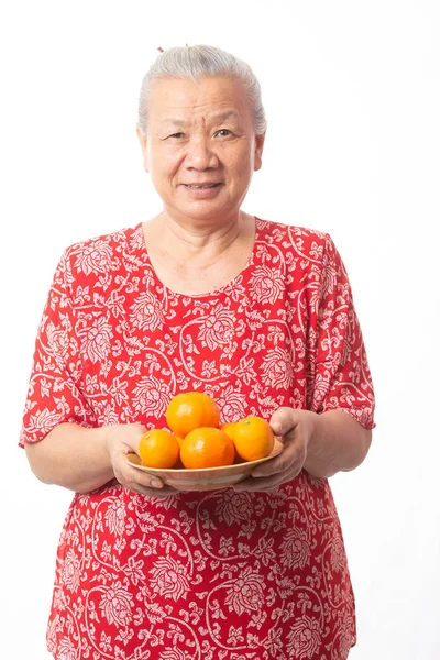 Yaşlı kadın ve Çinli yeni yıl