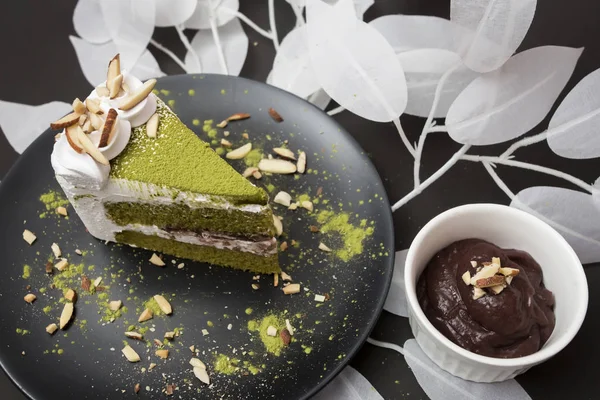 Rote Bohnen Und Matcha Grüner Tee Kuchen — Stockfoto