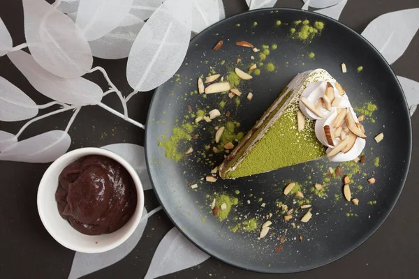 Rote Bohnen Und Matcha Grüner Tee Kuchen — Stockfoto