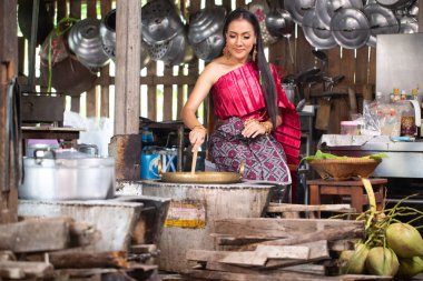 Tayland tarzı giyinmiş güzel bir kadın, Tayland kültürü