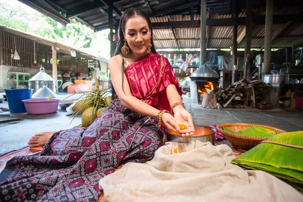 stock image Beautiful woman in dress Thai style , Thai culture