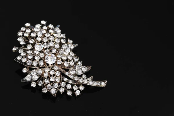 Diamond on flower brooch — 스톡 사진